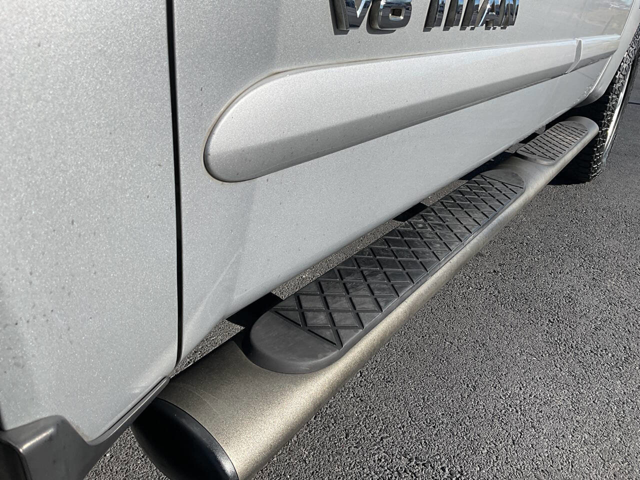 Used 2013 Nissan Titan SV w/ SV Premium Utility Pkg image 47