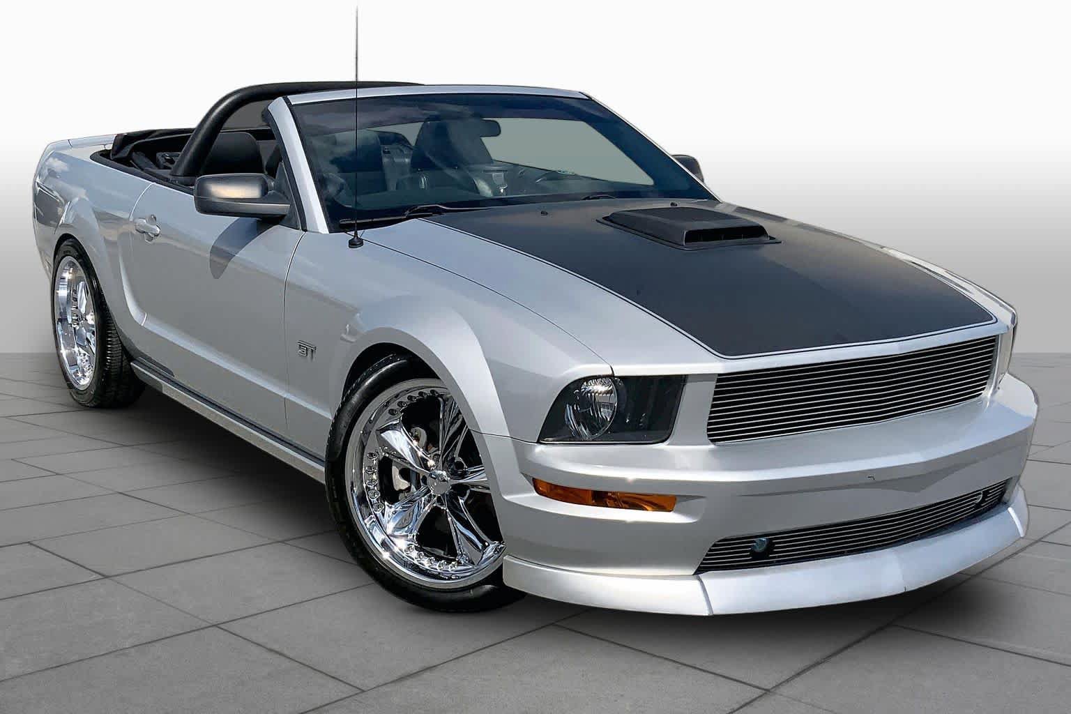 Used 2006 Ford Mustang GT Premium RWD video 2