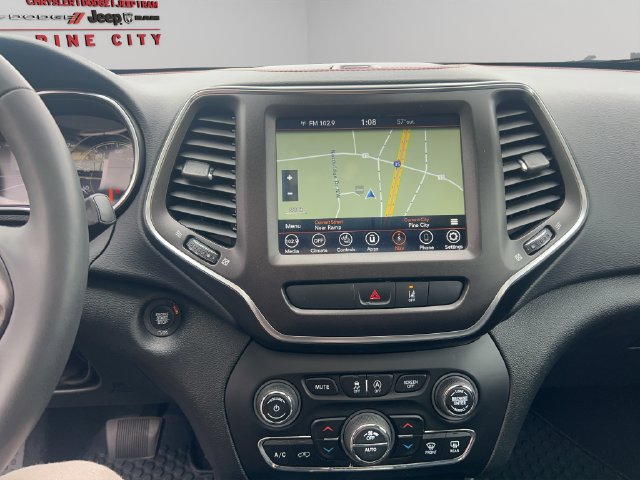 Used 2022 Jeep Cherokee Trailhawk w/ Sun, Sound & Nav Group AWD/4WD image 2