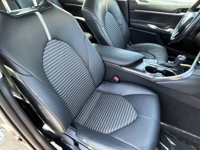 Used 2024 Toyota Camry SE w/ Convenience Package FWD image 11