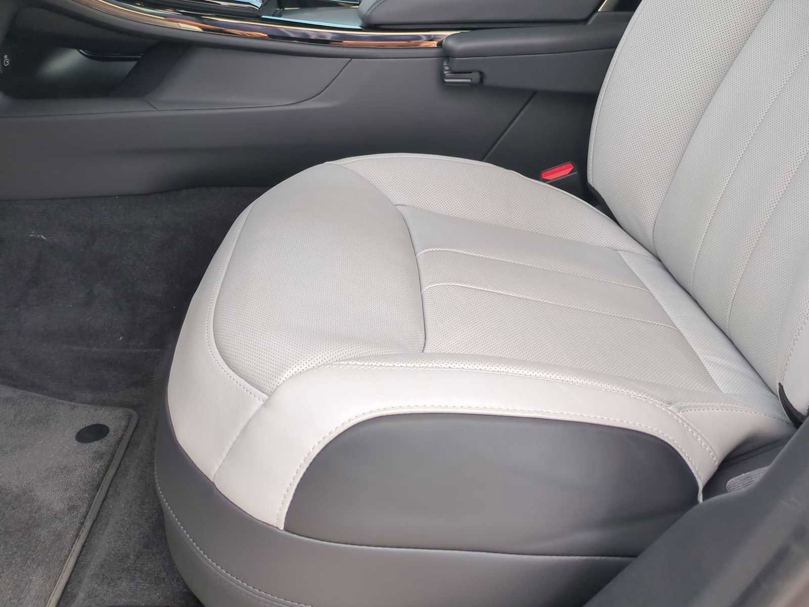 Used 2025 Land Rover Range Rover Sport Dynamic SE image 19