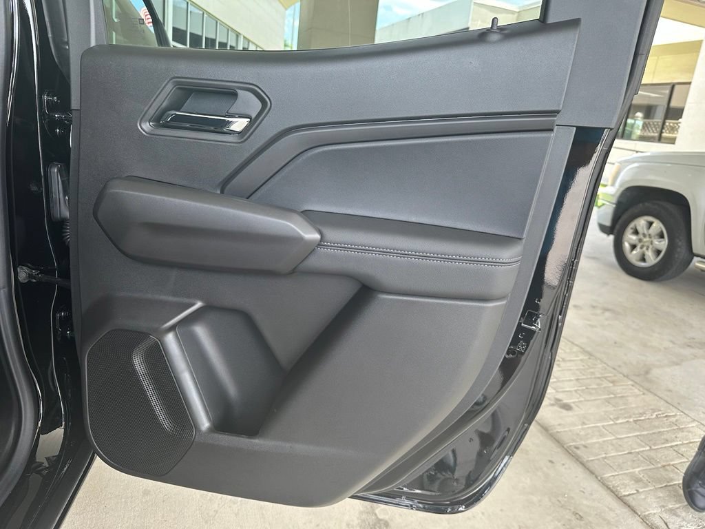 New 2026 GMC Canyon Elevation w/ Convenience Package RWD image 31