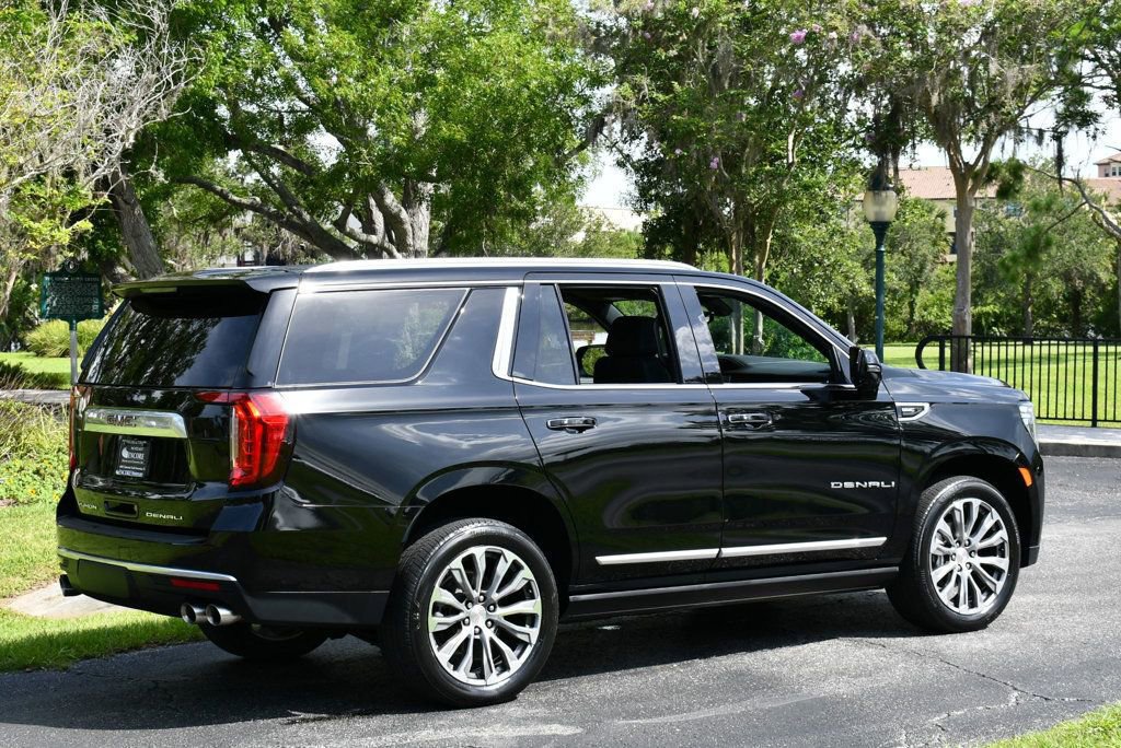 Used 2021 GMC Yukon Denali w/ Denali Premium Package image 37