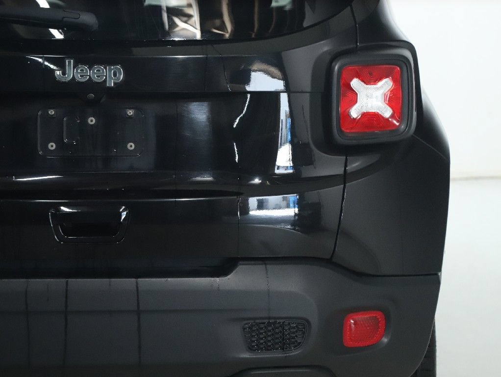 Used 2023 Jeep Renegade Latitude AWD/4WD image 41