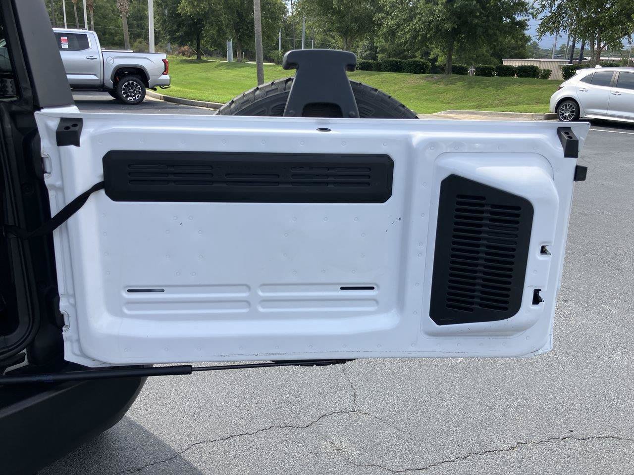 Used 2024 Ford Bronco Outer Banks AWD/4WD image 29