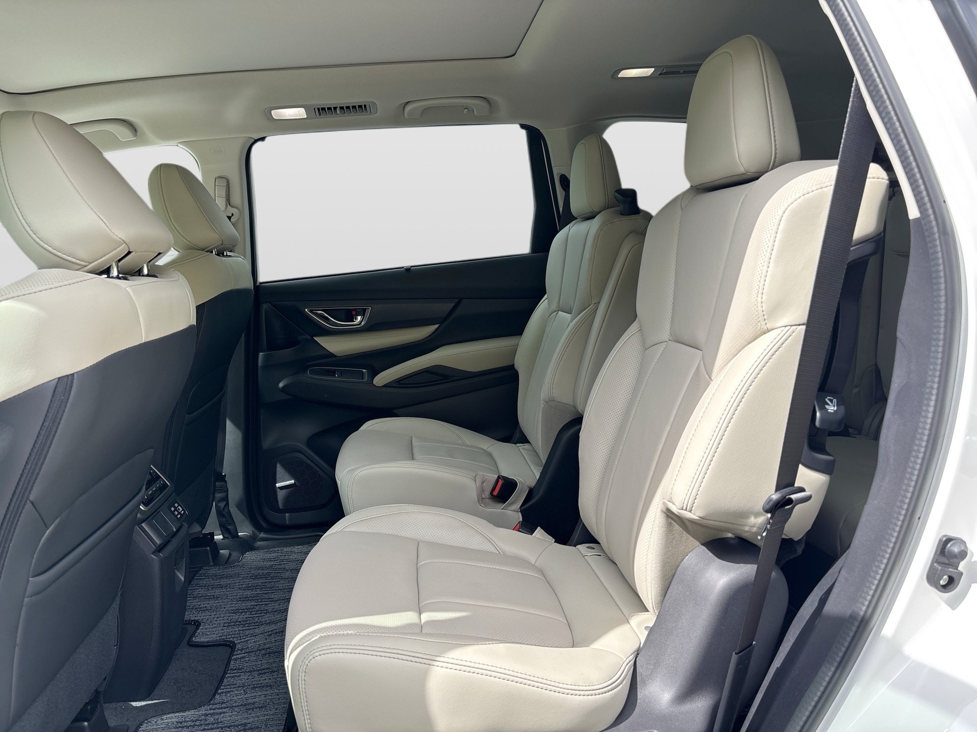 New 2026 Subaru Ascent Limited AWD/4WD image 30