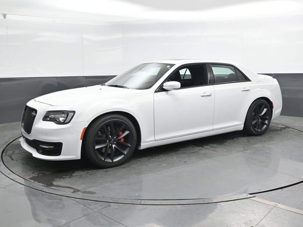 Used 2023 Chrysler 300 C RWD image 9