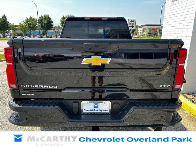 New 2026 Chevrolet Silverado 2500 LTZ w/ Z71 Chrome Sport Edition AWD/4WD image 4