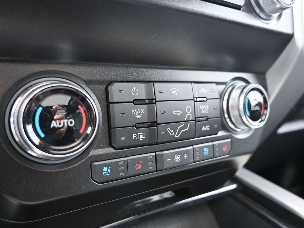 Used 2020 Ford F350 Platinum image 29