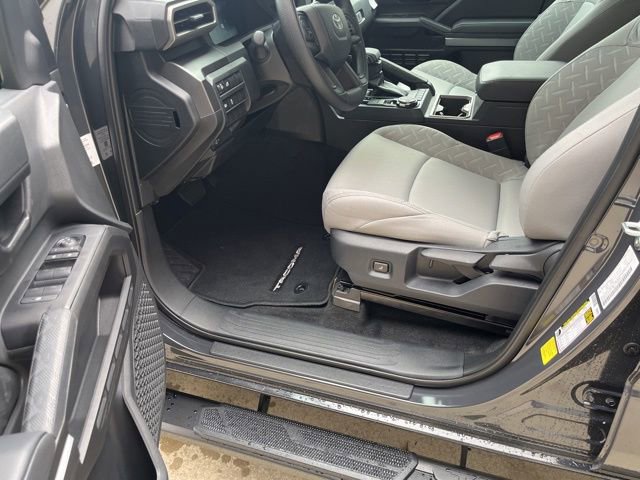 Used 2025 Toyota Tacoma SR5 image 35