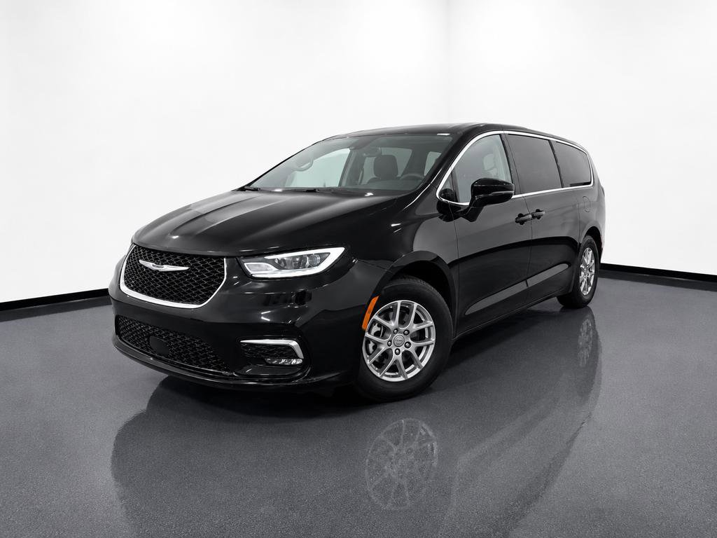 Used 2026 Chrysler Pacifica Select FWD image 1