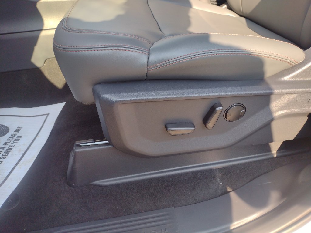 New 2025 Ford Expedition Max Active image 22