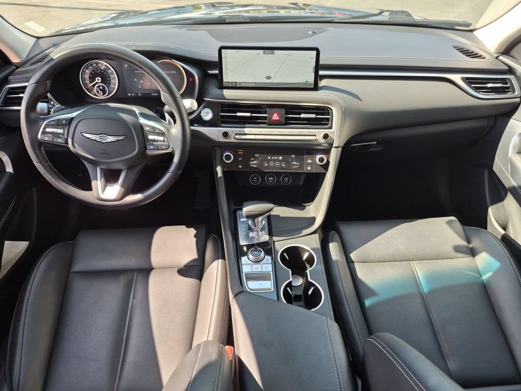 Used 2025 Genesis G70 2.5T RWD image 26