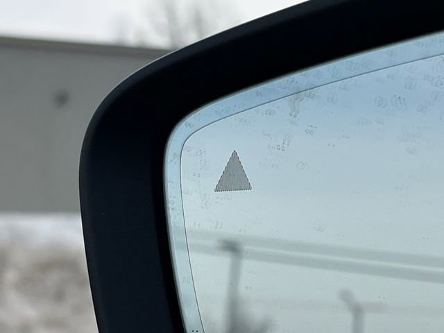 Used 2025 BMW 330i xDrive Sedan image 33