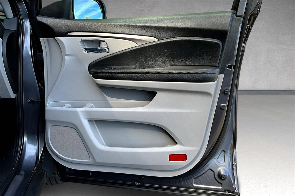 Used 2020 Honda Ridgeline RTL image 23