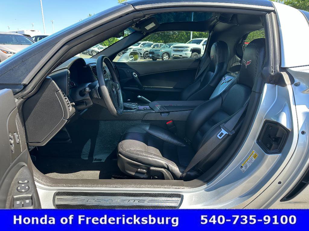 Used 2011 Chevrolet Corvette Grand Sport w/ Preferred Equipment Group RWD image 22