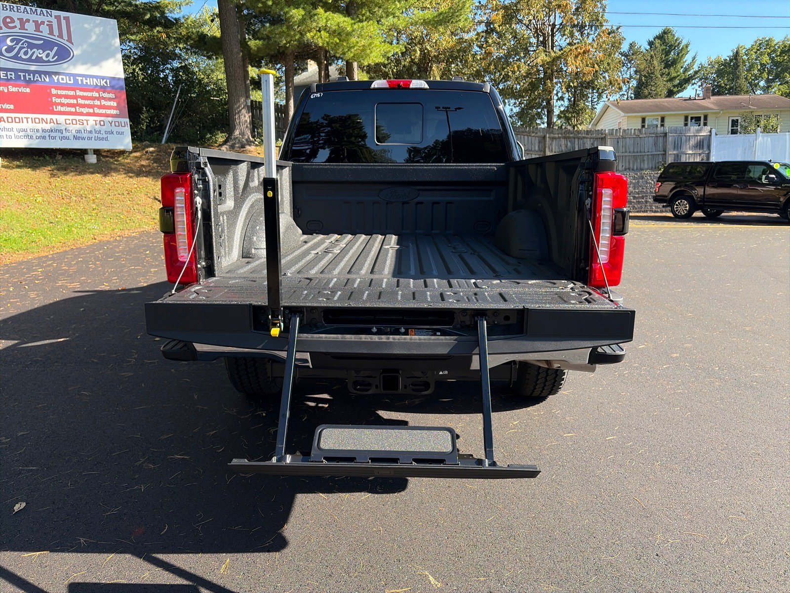 New 2026 Ford F250 XLT w/ XLT Premium Package AWD/4WD image 8