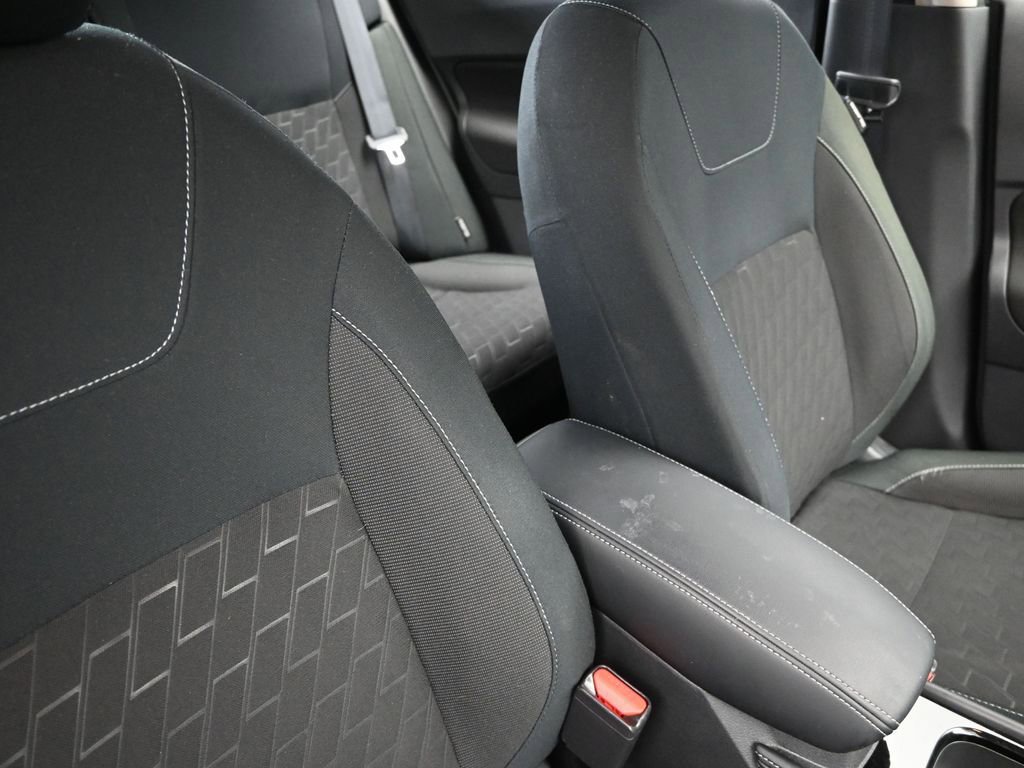 Used 2024 Nissan Kicks SV FWD image 25