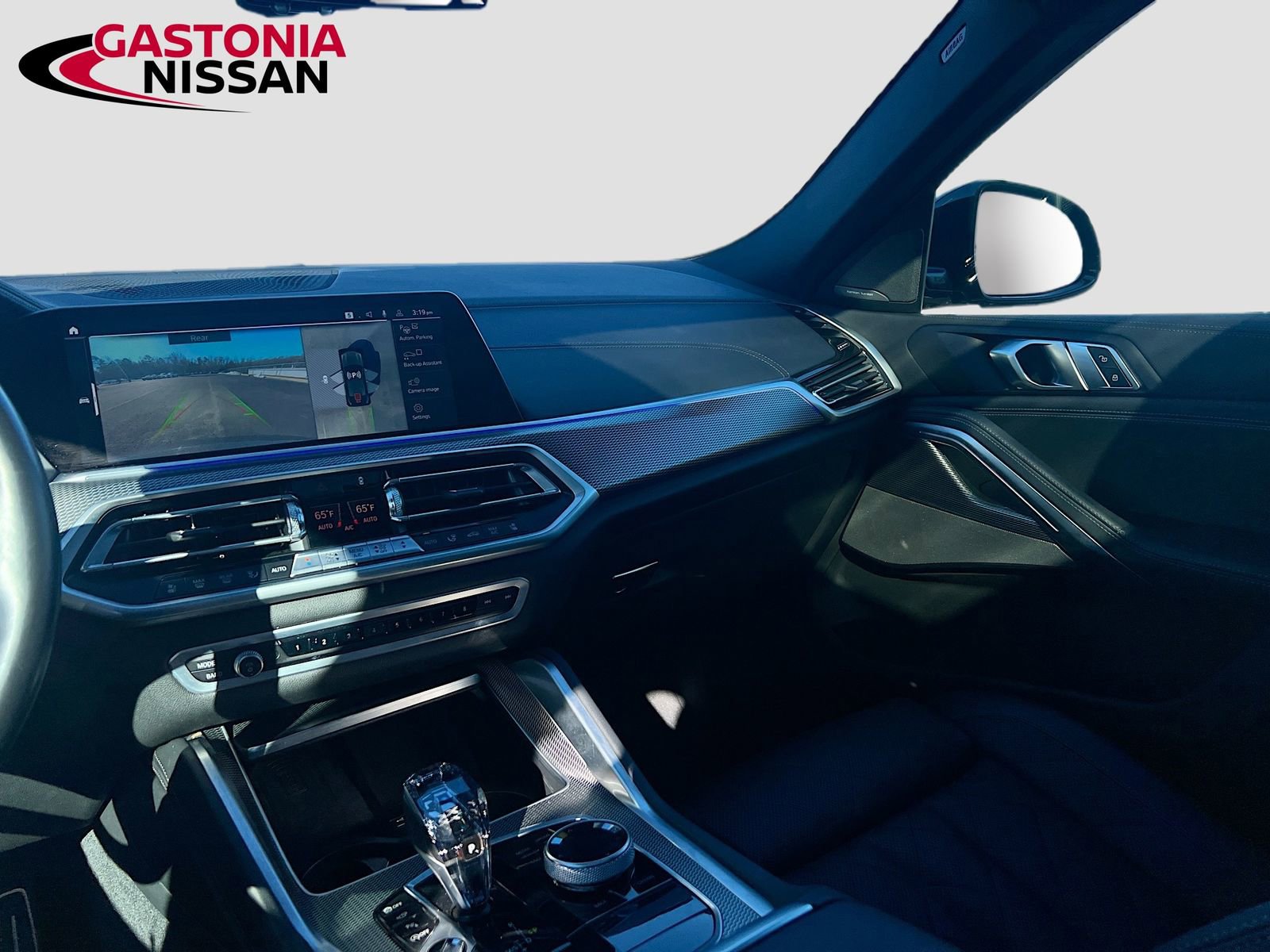 Used 2023 BMW X6 M50i w/ Executive Package image 32