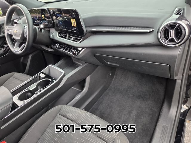Used 2025 Chevrolet Equinox LT AWD/4WD image 17