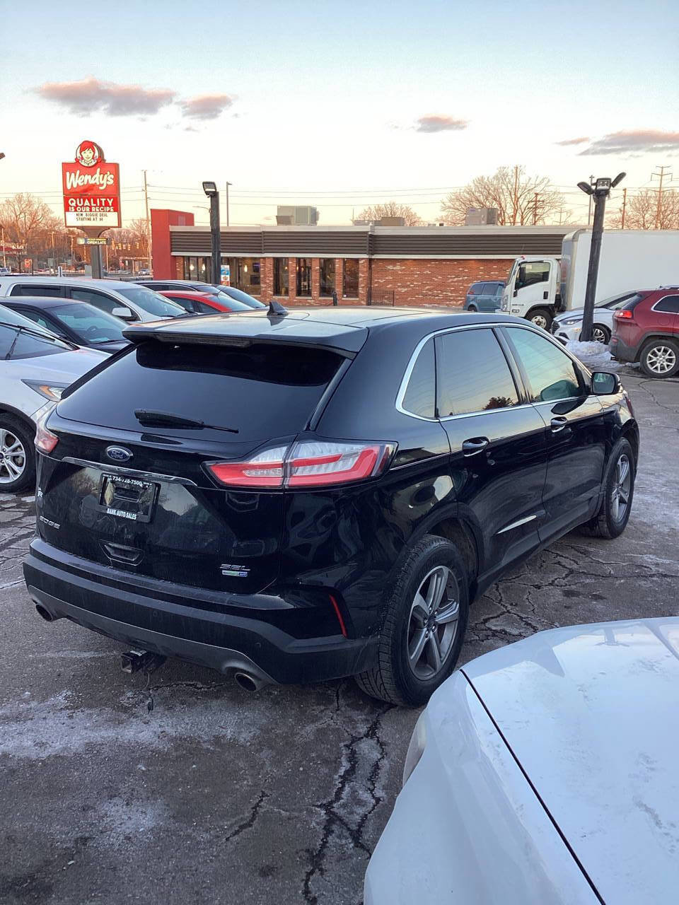 Used 2019 Ford Edge SEL w/ Equipment Group 201A image 4