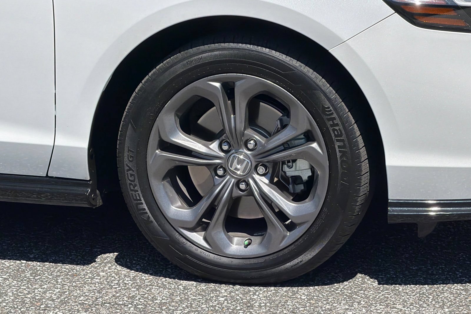 Used 2023 Honda Accord EX-L image 27
