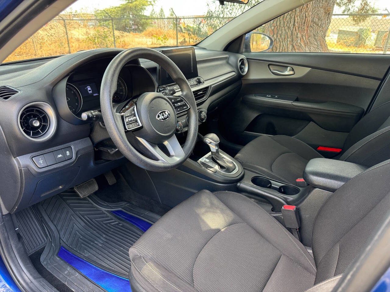 Used 2021 Kia Forte LXS FWD image 11