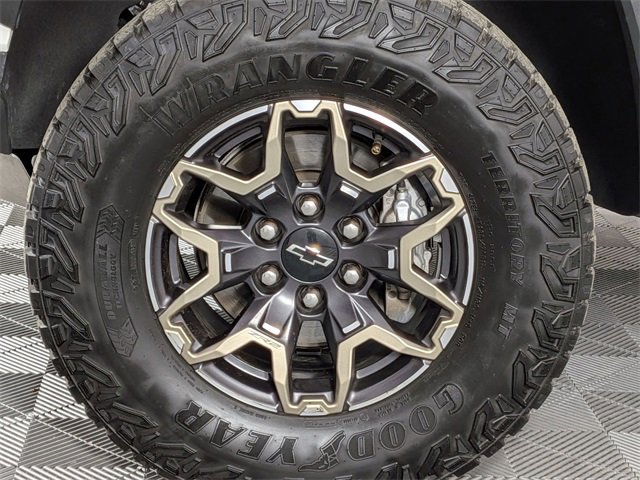 Used 2024 Chevrolet Colorado ZR2 w/ ZR2 Convenience Package III image 8