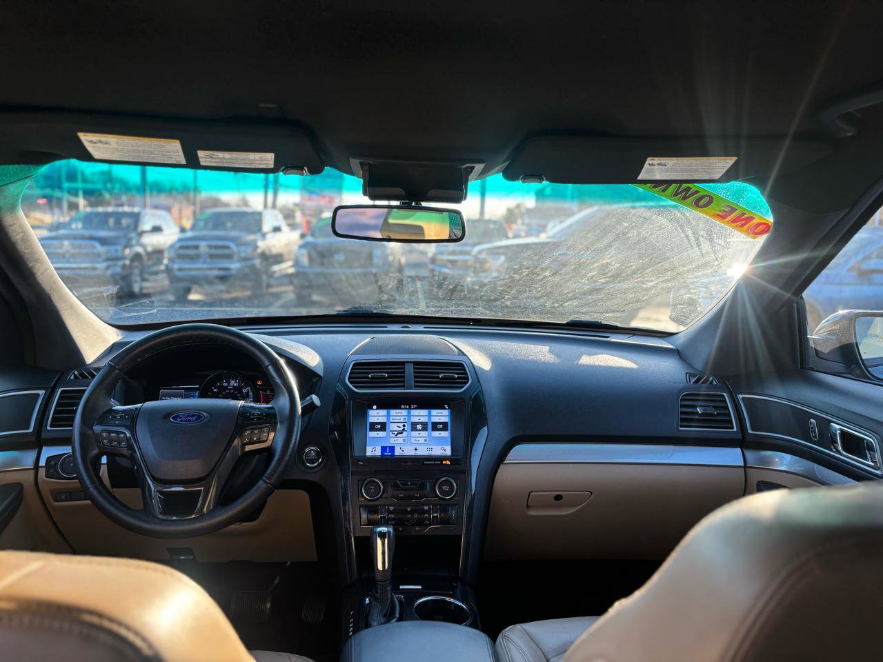 Used 2017 Ford Explorer XLT w/ Equipment Group 202A image 12