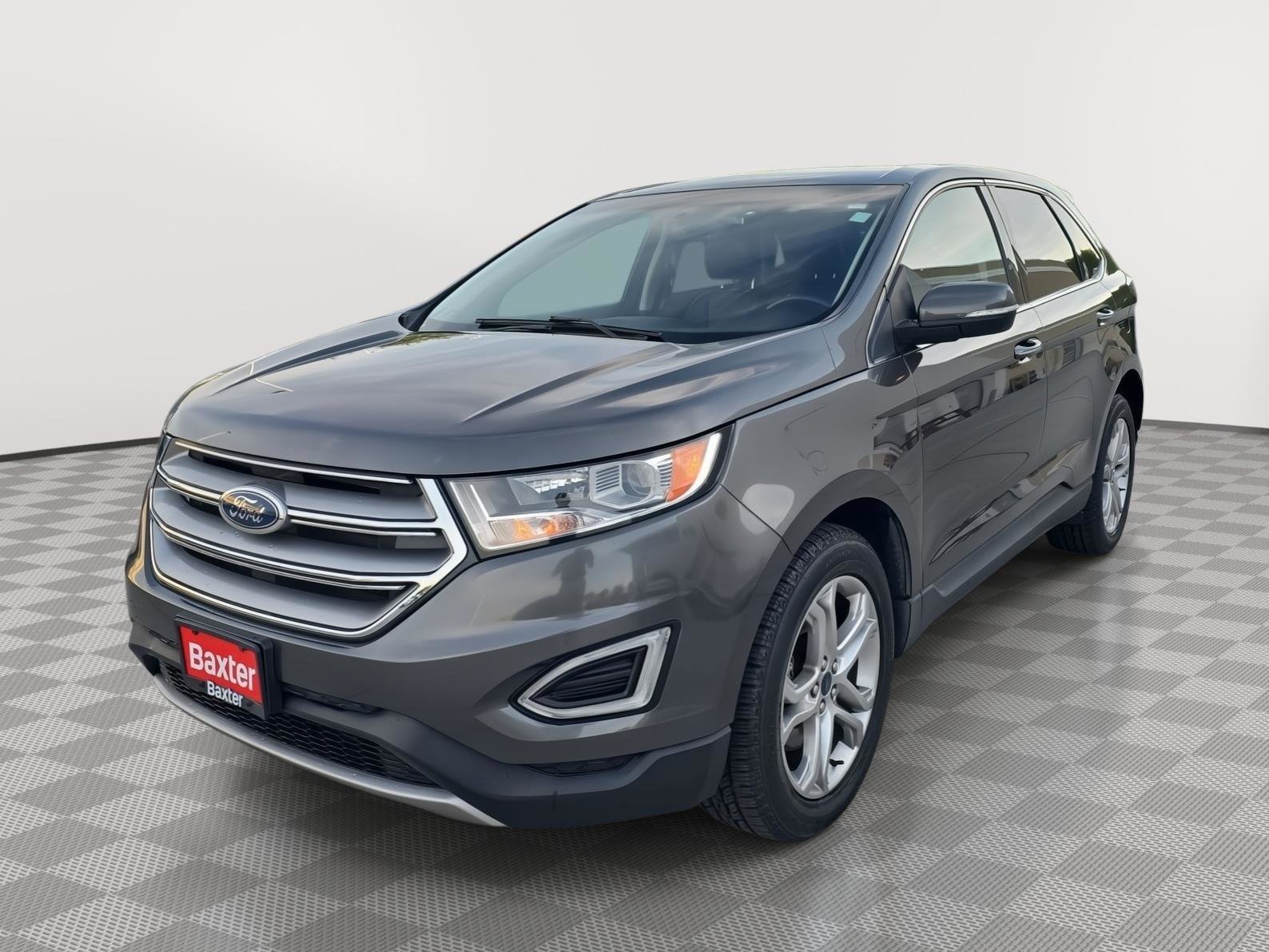 Used 2016 Ford Edge Titanium AWD/4WD image 3