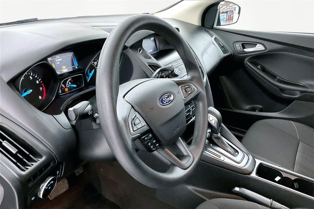 Used 2018 Ford Focus SE image 15