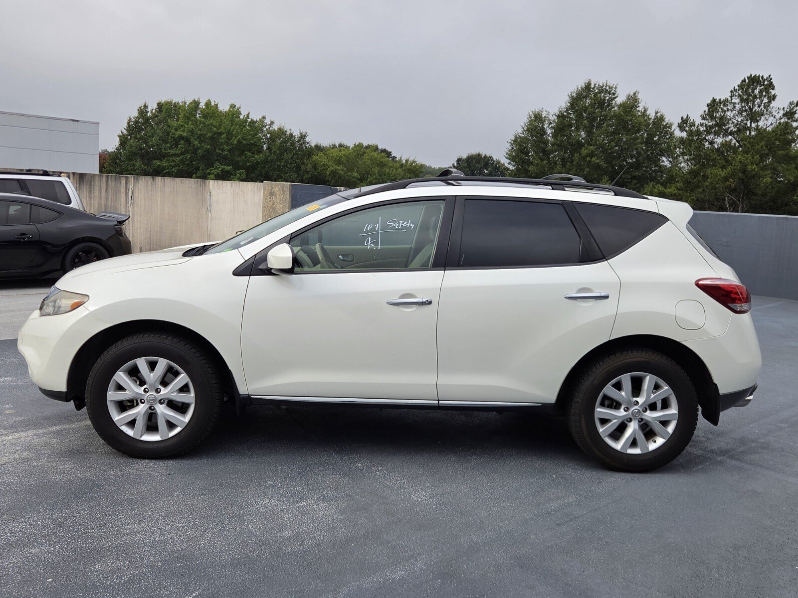 Used 2012 Nissan Murano SL w/ Navigation Pkg FWD image 2