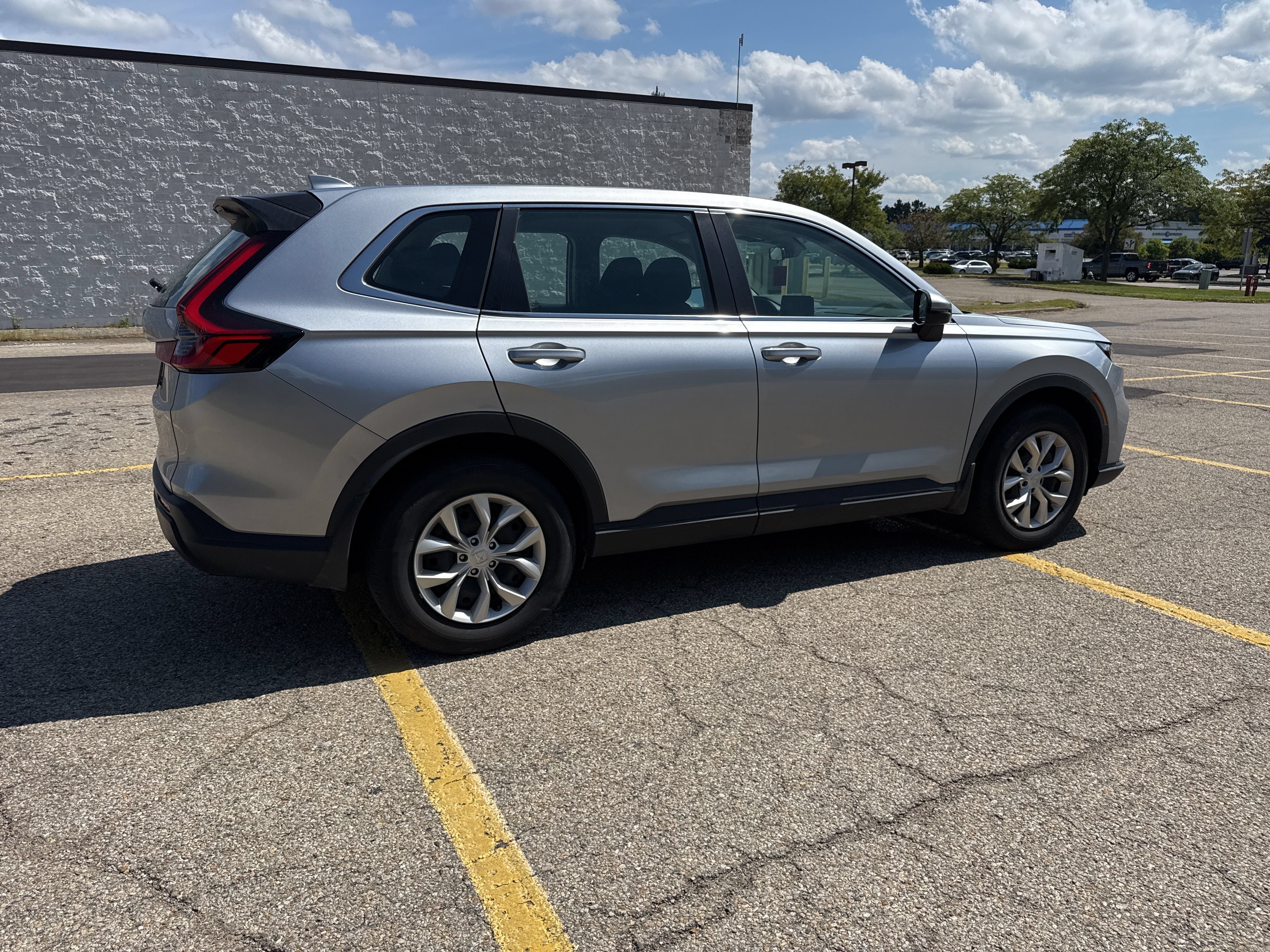 Used 2024 Honda CR-V LX image 26