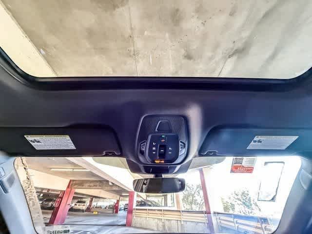 New 2025 Audi SQ5 Premium Plus AWD/4WD image 16
