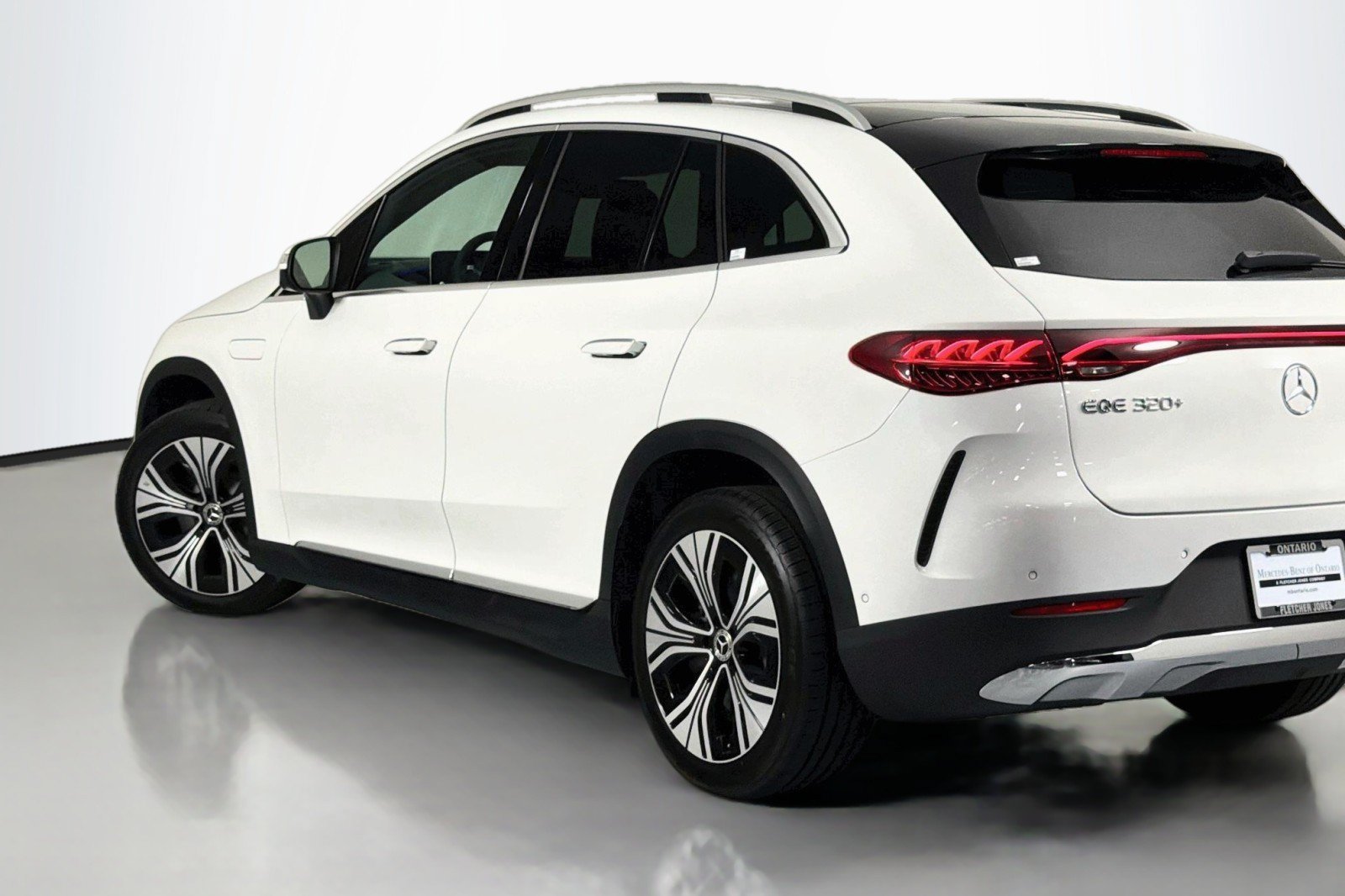 New 2027 Mercedes-Benz EQE 320+ SUV image 13
