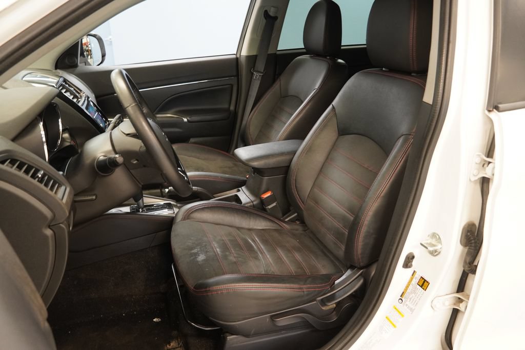 Used 2019 Mitsubishi Outlander Sport GT AWD/4WD image 3