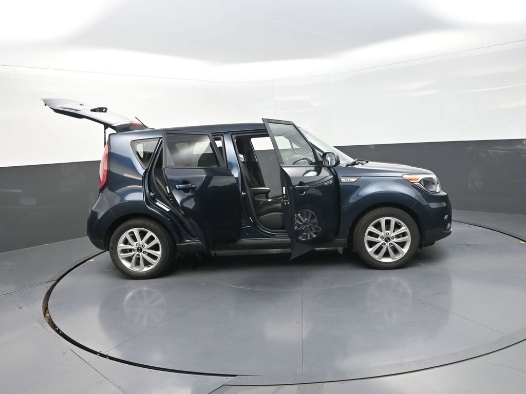 Used 2019 Kia Soul + FWD image 38