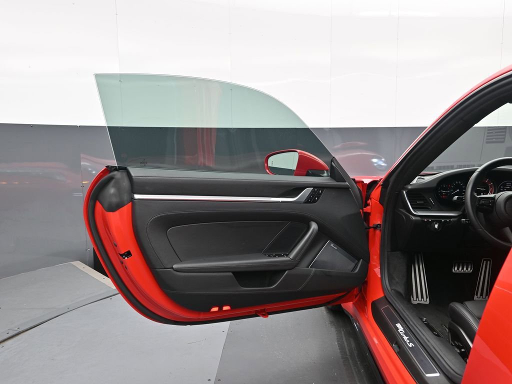 Certified 2024 Porsche 911 Turbo S image 8