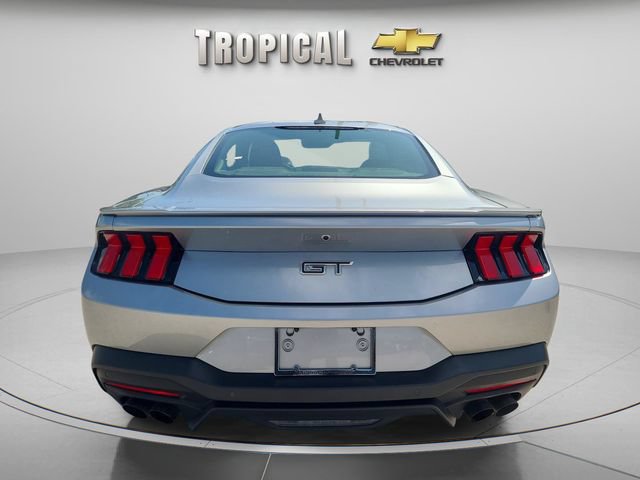 Used 2024 Ford Mustang GT RWD image 4