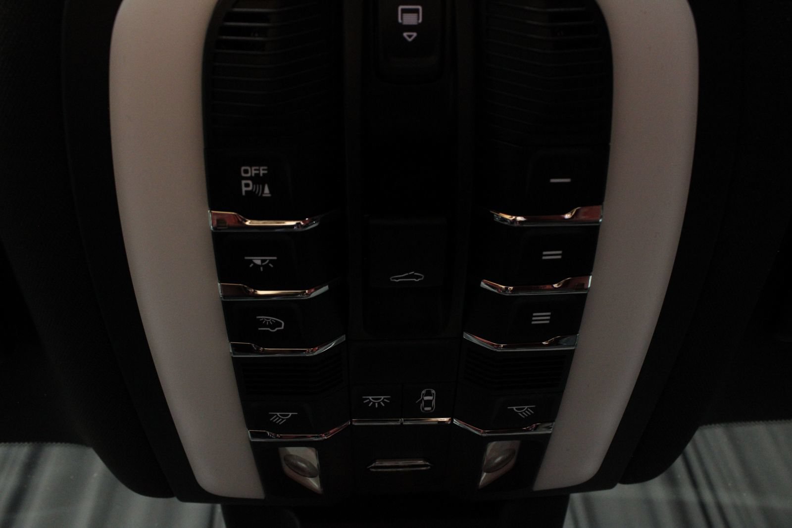 New 2026 Porsche Macan S AWD/4WD image 29