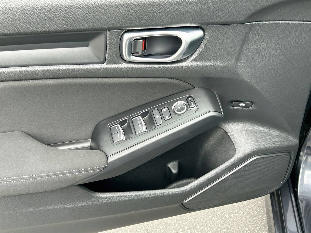 Used 2022 Honda Civic LX image 17