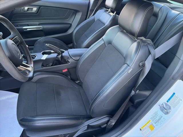 Used 2016 Ford Mustang Shelby GT350 w/ Technology Package RWD image 8