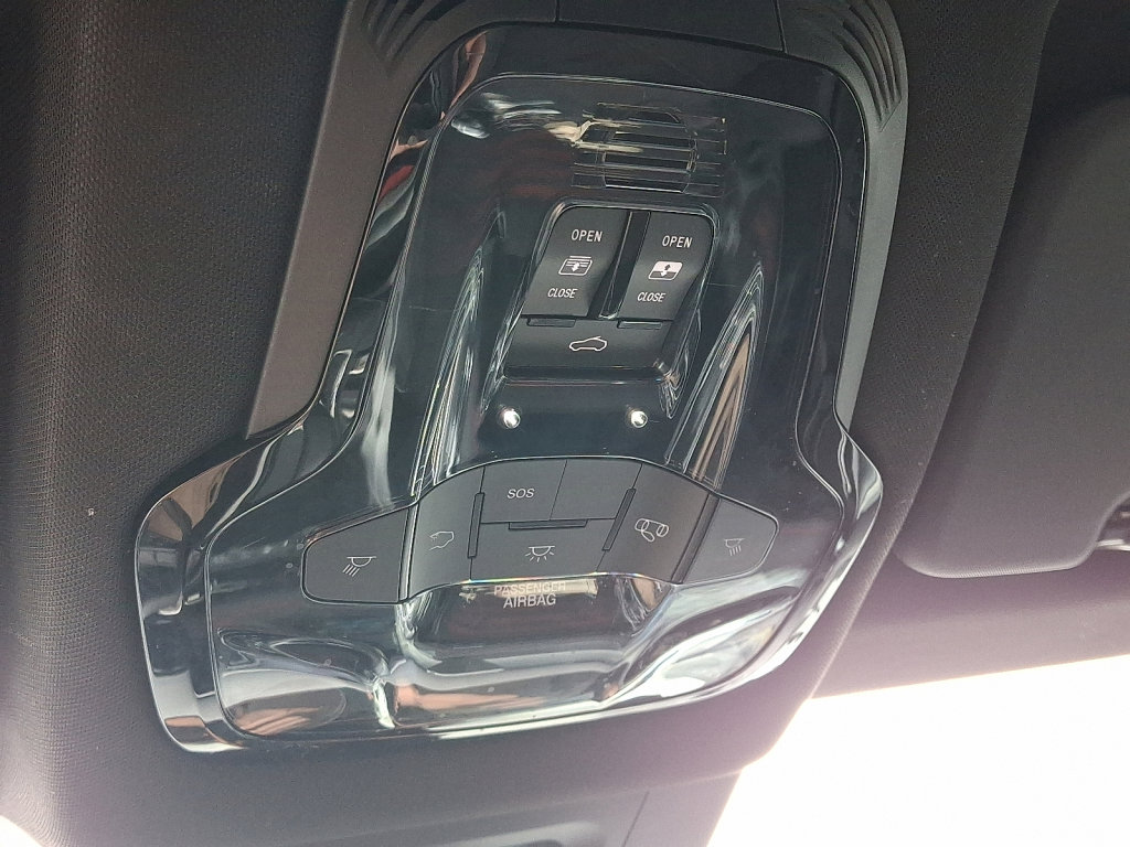 Used 2024 Alfa Romeo Tonale Veloce image 31