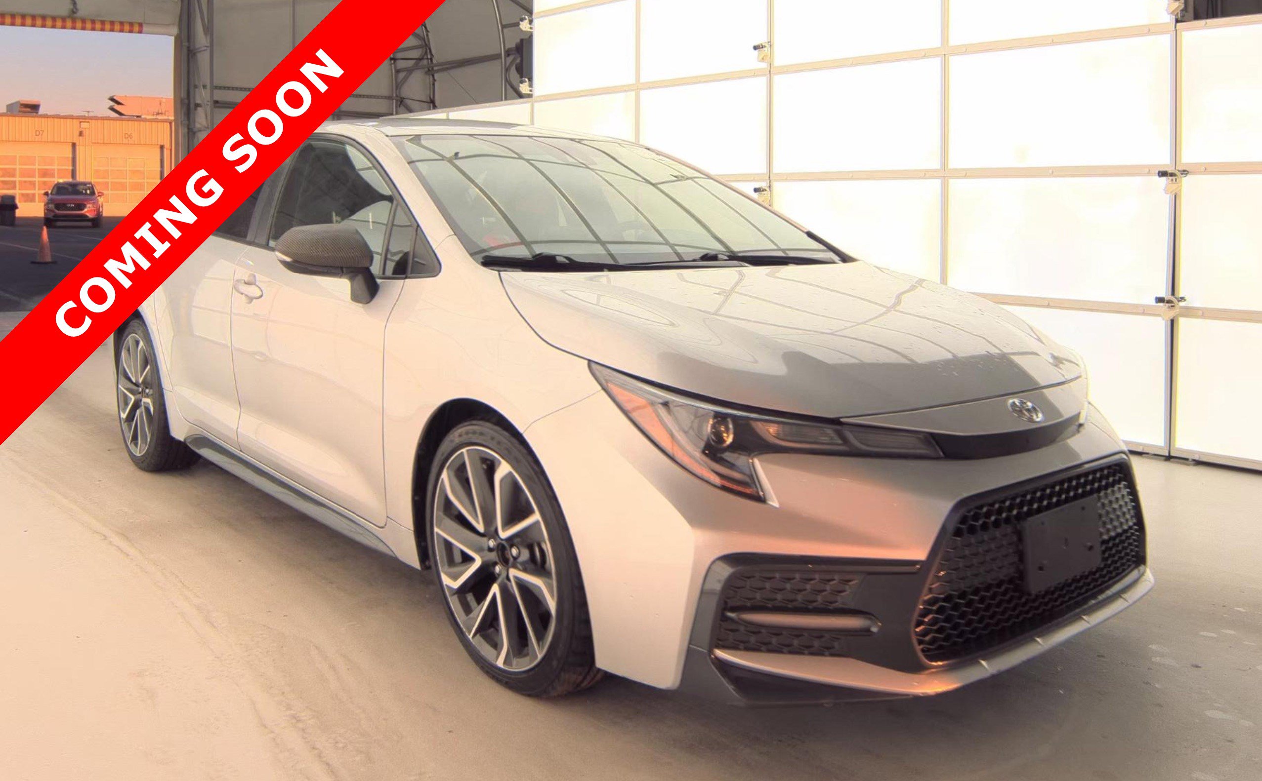 Used 2022 Toyota Corolla SE image 3