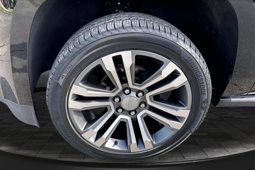 Used 2020 GMC Yukon Denali w/ Denali Premium Package AWD/4WD image 9