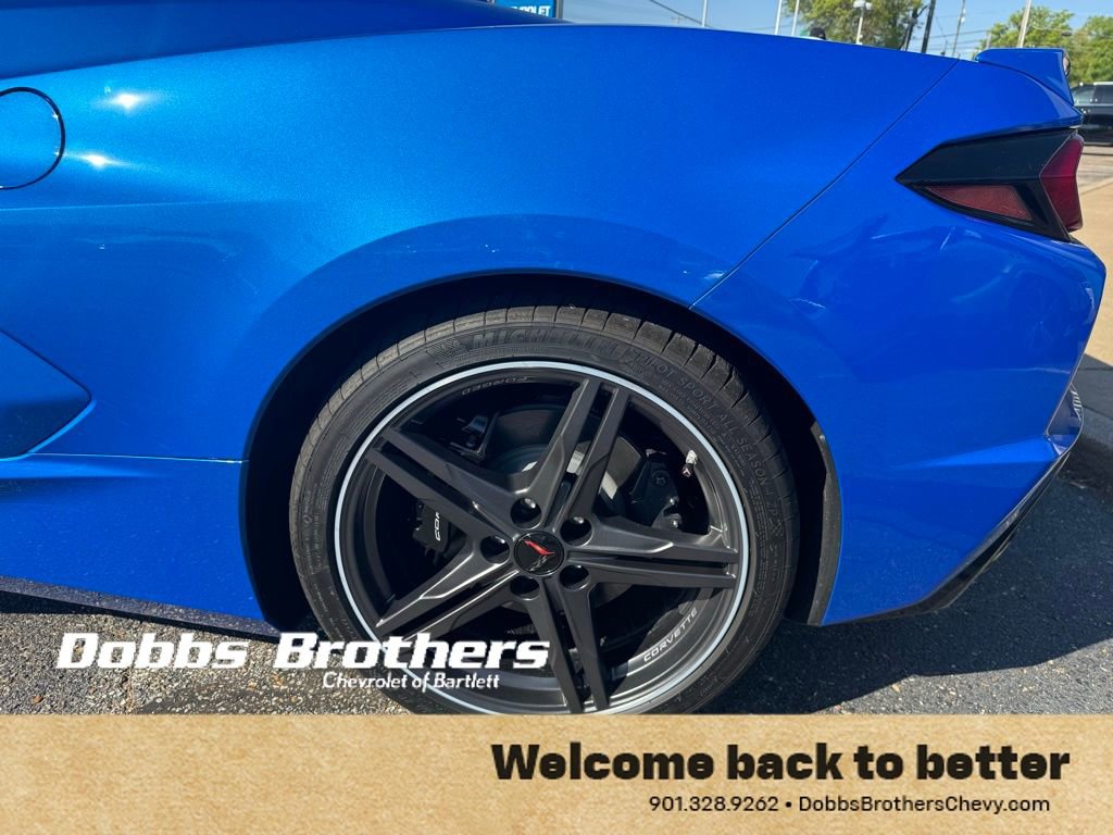 Used 2024 Chevrolet Corvette Stingray Preferred Conv image 9