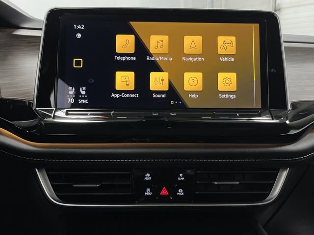 Used 2024 Volkswagen Atlas SEL image 9