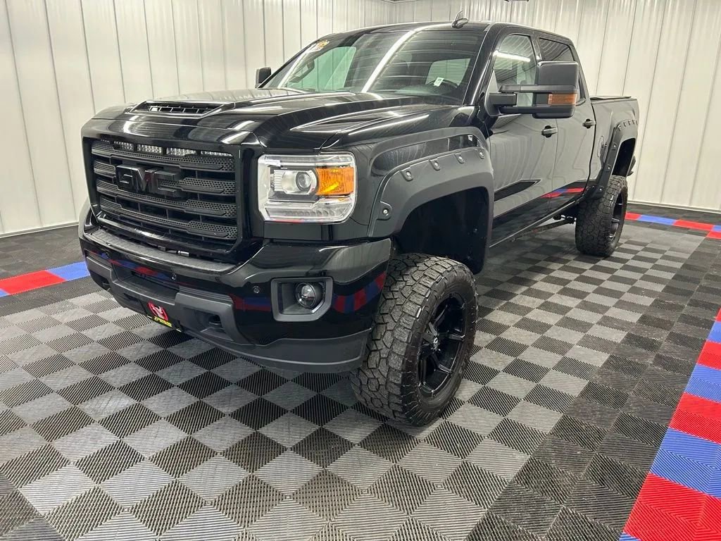 Used 2017 GMC Sierra 2500 SLT w/ Duramax Plus Package image 6