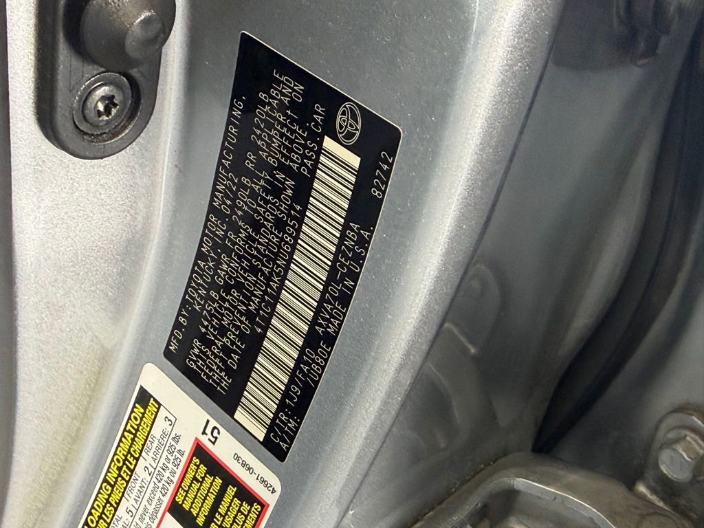 Certified 2022 Toyota Camry LE image 36