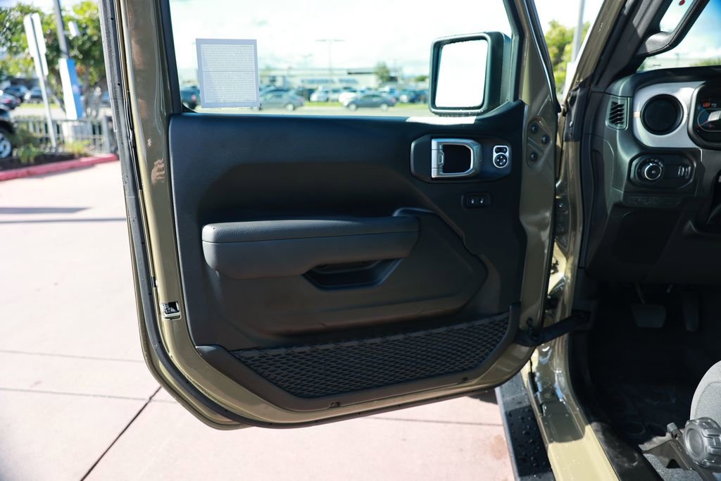 New 2026 Jeep Wrangler Unlimited Sport AWD/4WD image 11